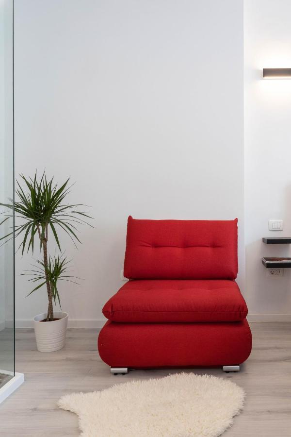 자그레브 Design Triplex In The City Center With A Balcony 아파트 외부 사진